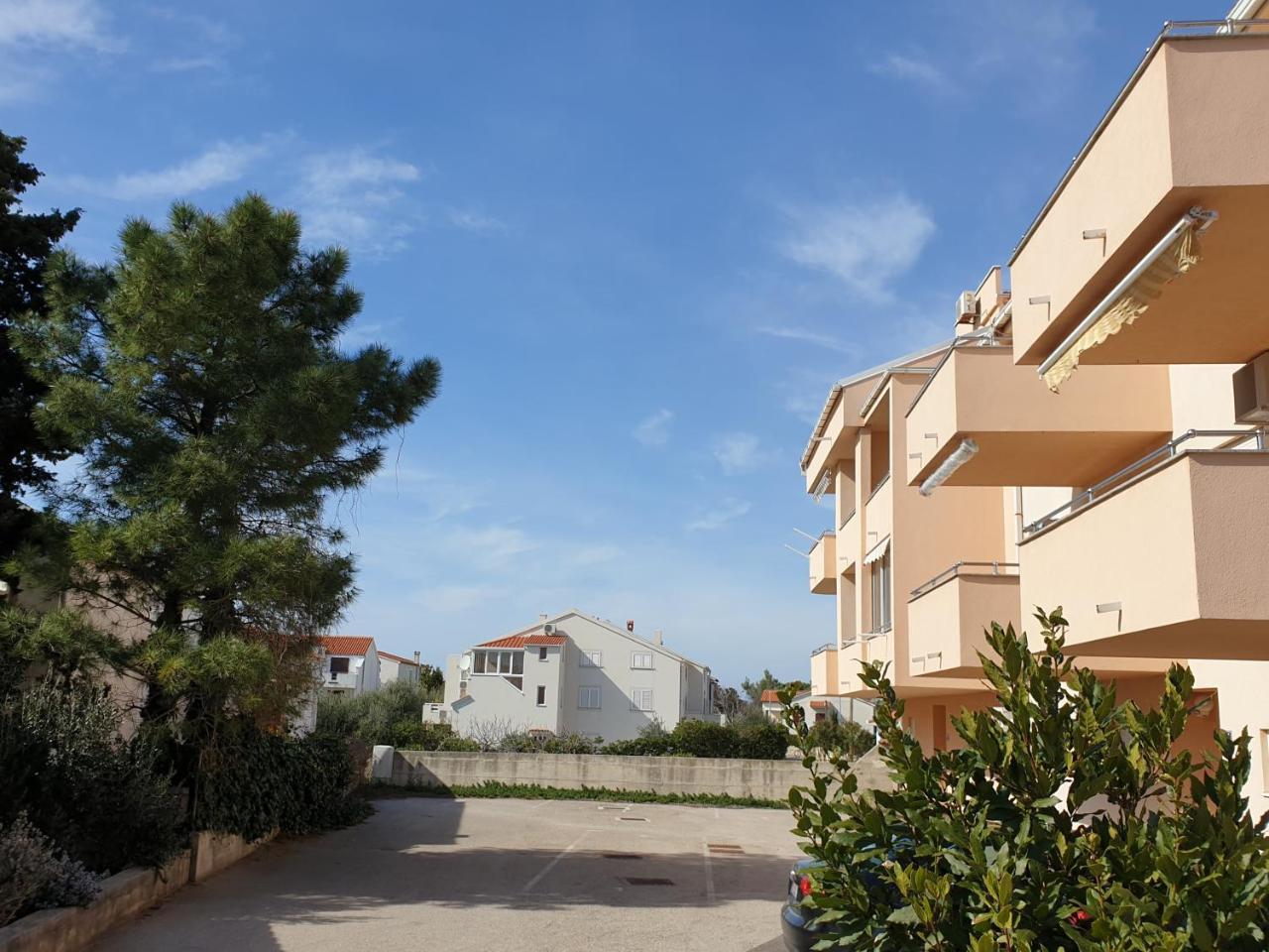 Apartment Valamar Новалья Экстерьер фото